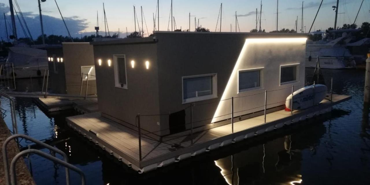 Marina Degli Estensi Floating Resort Llido Degli Estensi Zewnętrze zdjęcie