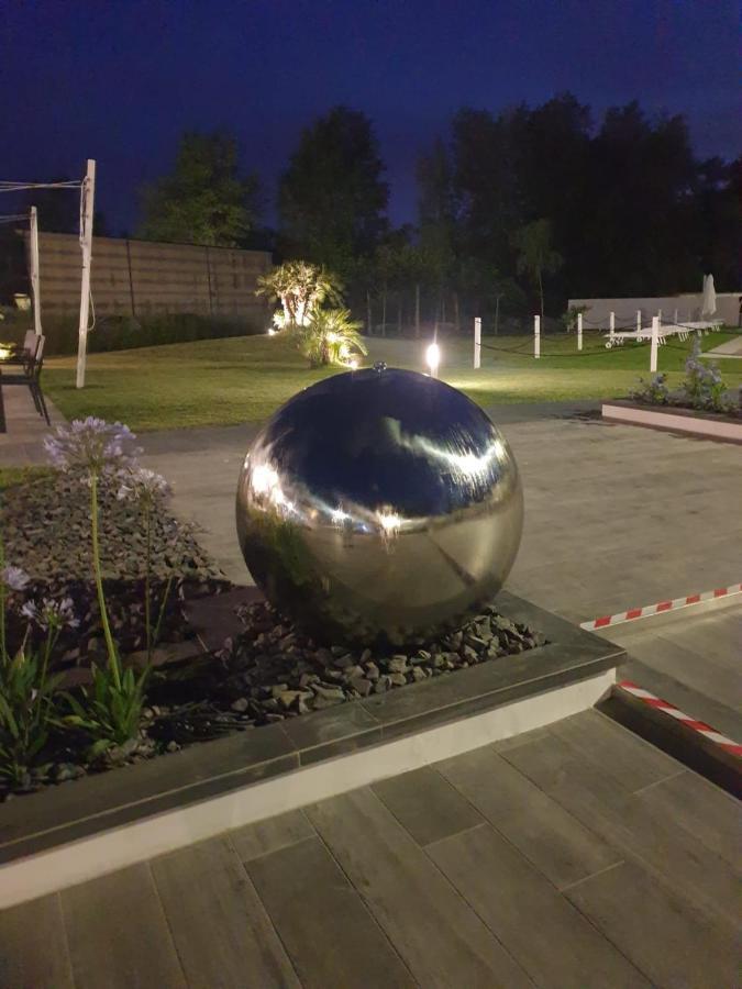 Marina Degli Estensi Floating Resort Llido Degli Estensi Zewnętrze zdjęcie