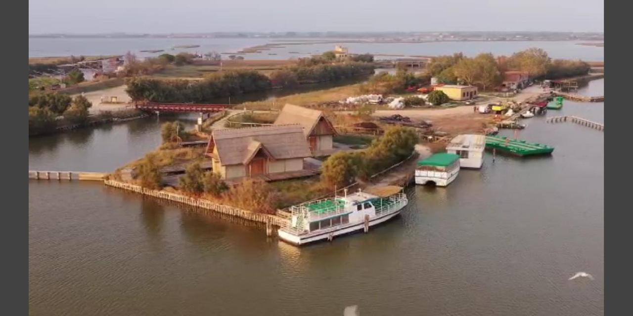 Marina Degli Estensi Floating Resort Llido Degli Estensi Zewnętrze zdjęcie